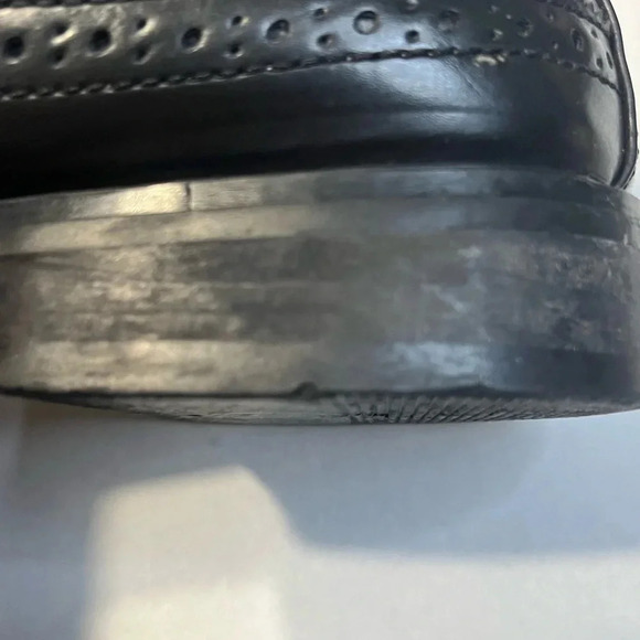 David Stone wing tip black lace up mens dress shoes. Used still look new Size 8 - Picture 13 of 13